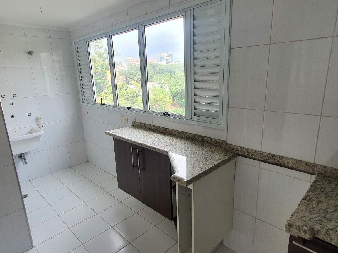 Apartamento à venda com 3 quartos, 137m² - Foto 1