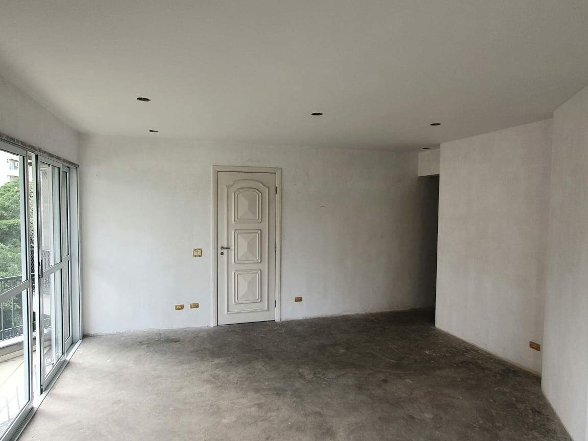 Apartamento à venda com 3 quartos, 137m² - Foto 8