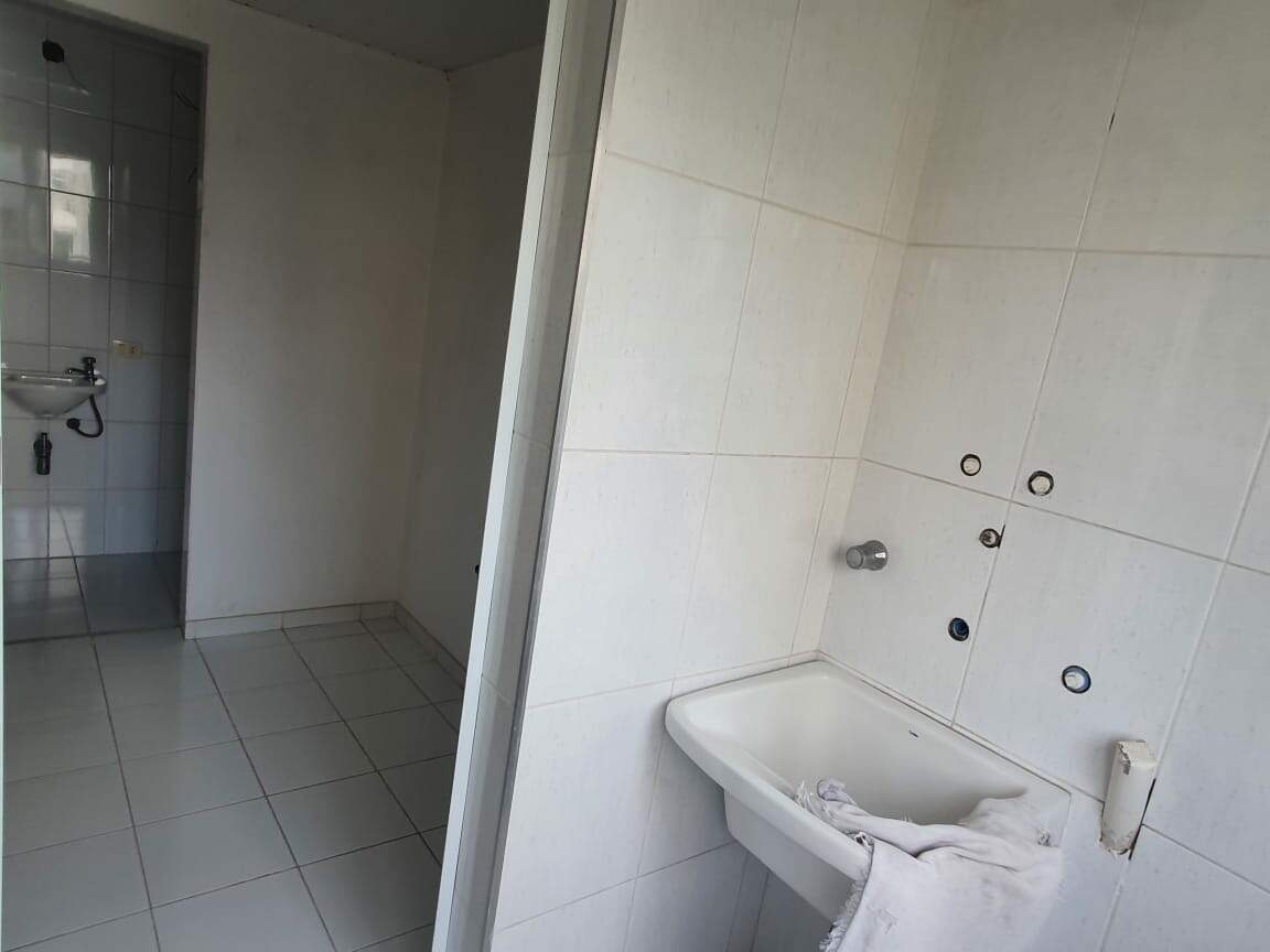 Apartamento à venda com 3 quartos, 137m² - Foto 11