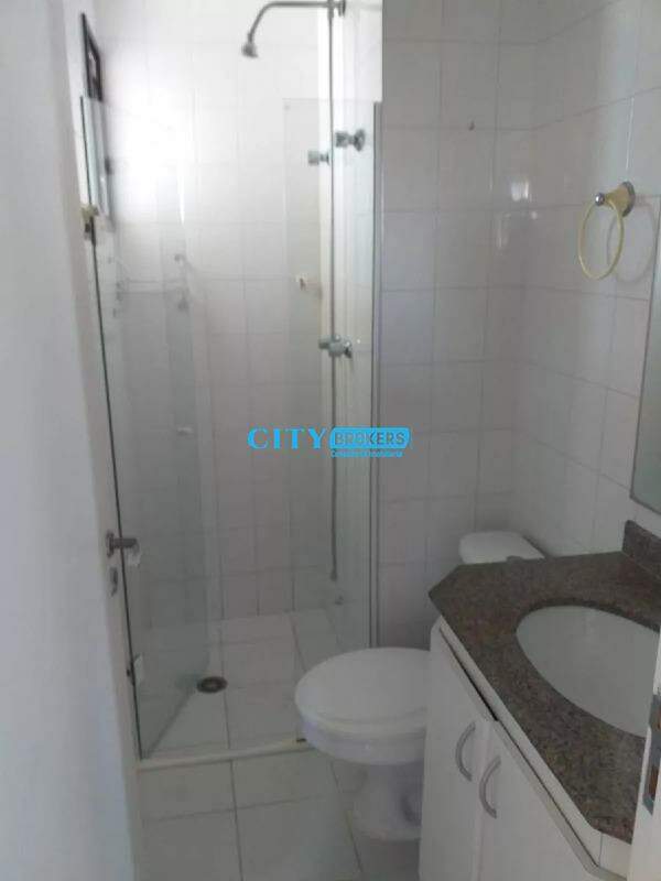 Apartamento à venda com 2 quartos, 68m² - Foto 4