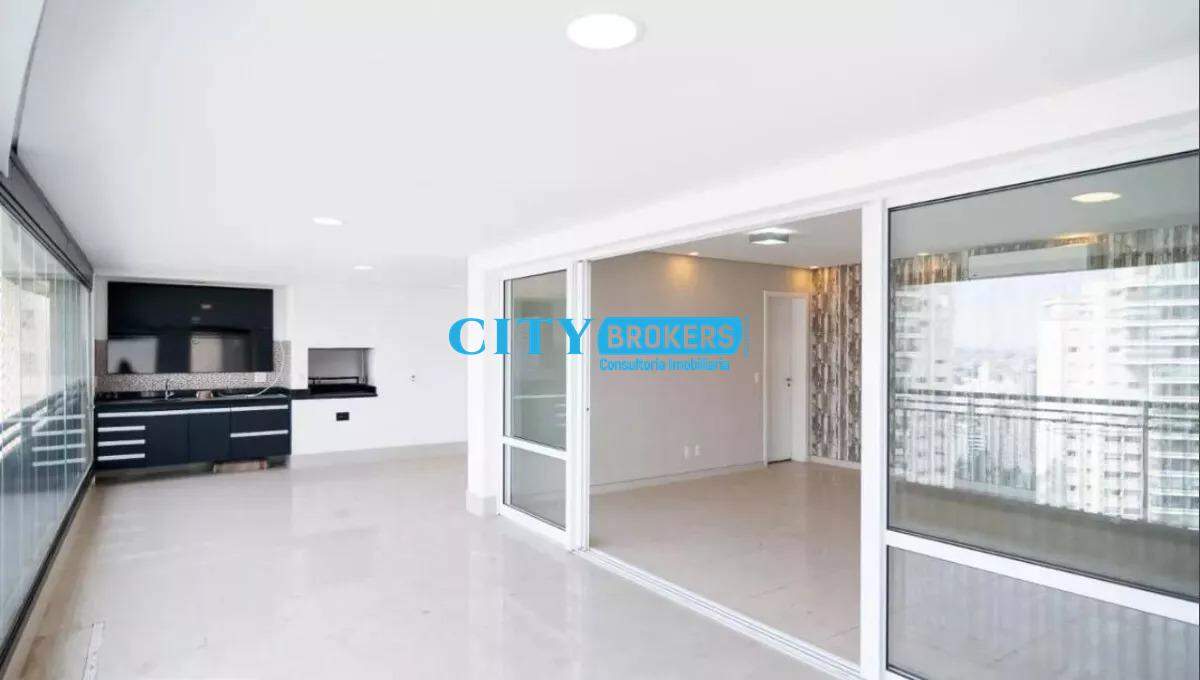 Apartamento à venda com 4 quartos, 232m² - Foto 4