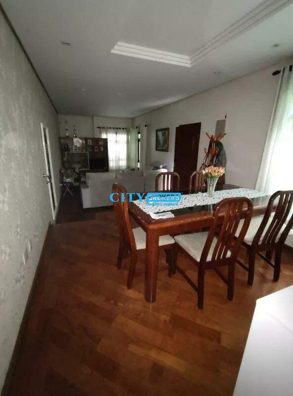 Sobrado à venda com 3 quartos, 180m² - Foto 6