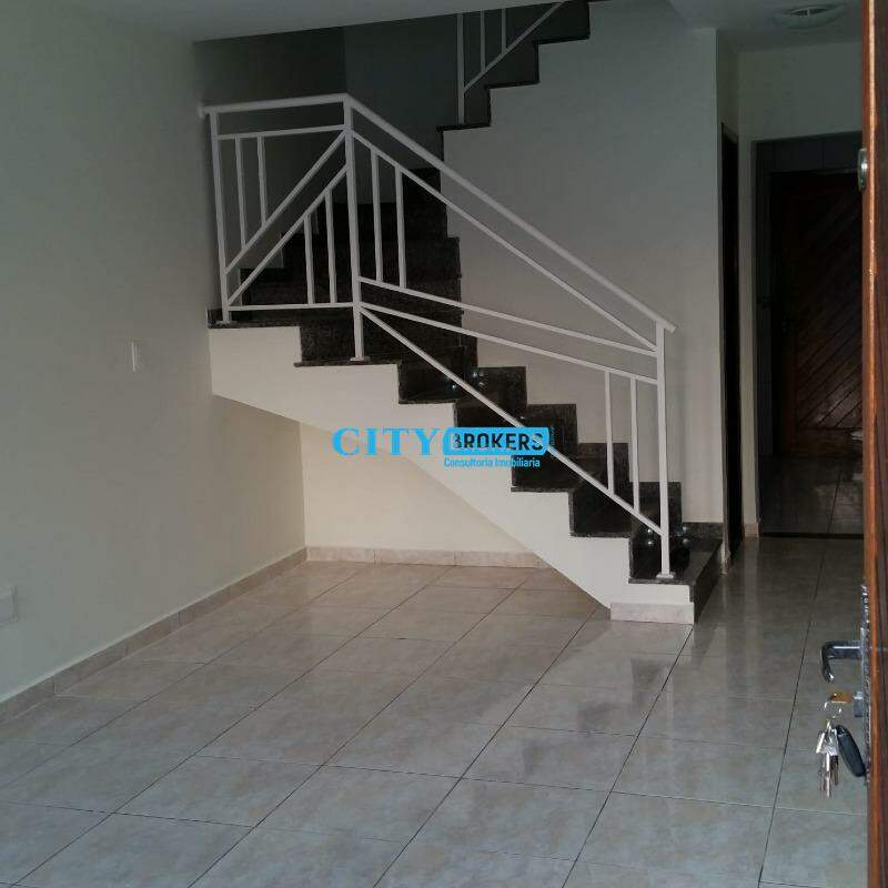 Sobrado à venda com 2 quartos, 100m² - Foto 4