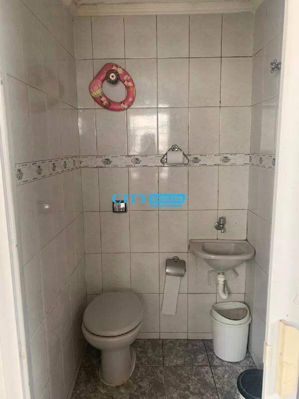 Casa à venda com 3 quartos, 90m² - Foto 12