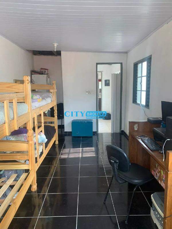 Casa à venda com 3 quartos, 90m² - Foto 13