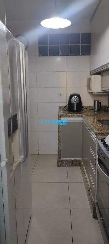 Apartamento à venda com 2 quartos, 65m² - Foto 15