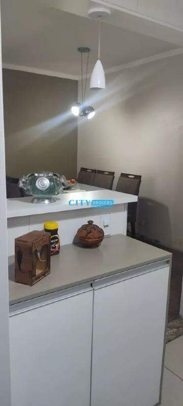 Apartamento à venda com 2 quartos, 65m² - Foto 13