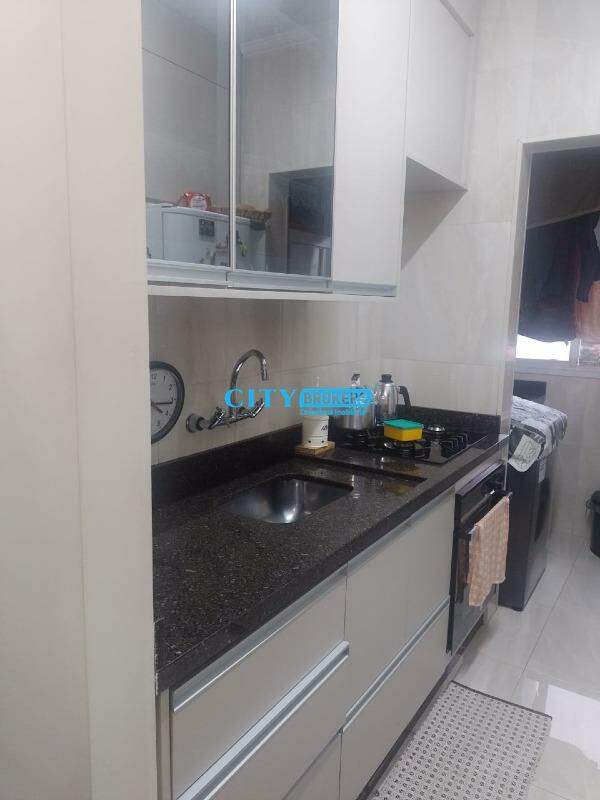 Apartamento à venda com 2 quartos, 64m² - Foto 9