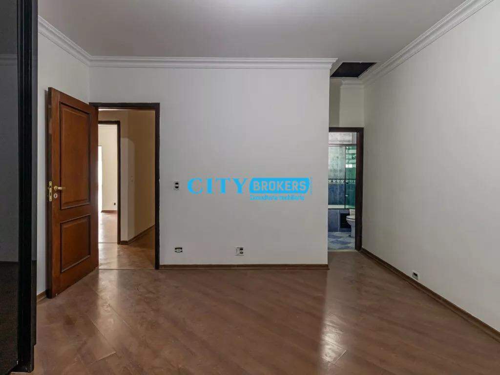 Sobrado à venda com 4 quartos, 600m² - Foto 8