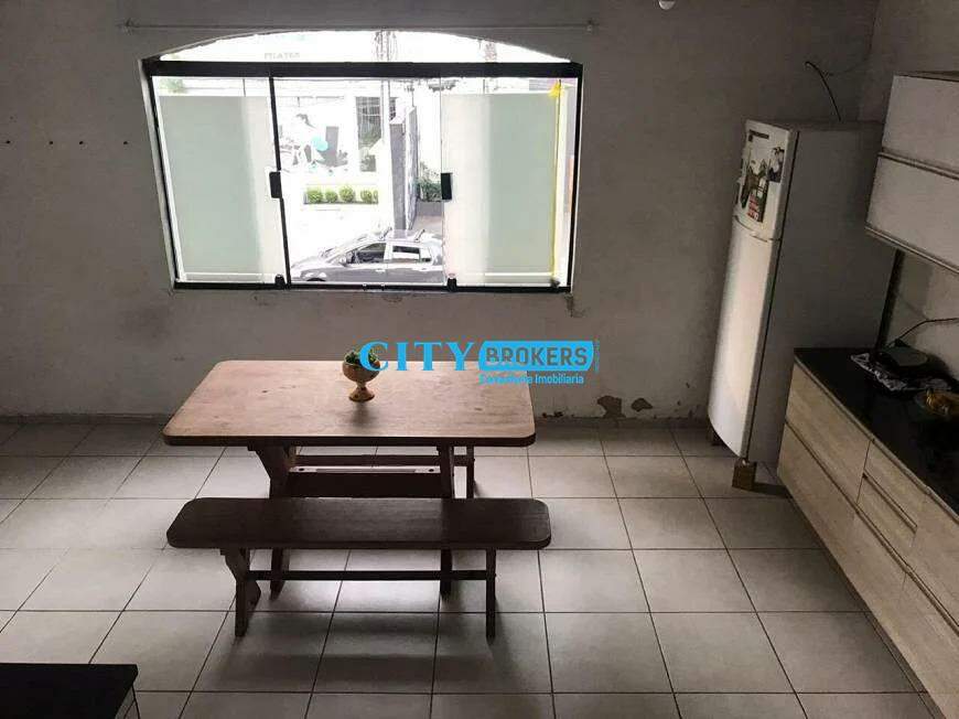 Sobrado à venda com 4 quartos, 160m² - Foto 1