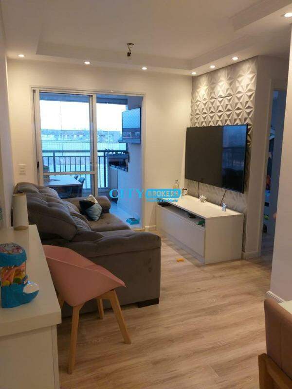 Apartamento à venda com 2 quartos, 63m² - Foto 1