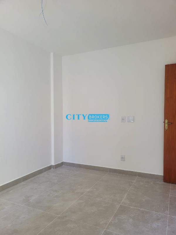 Apartamento à venda com 2 quartos, 39m² - Foto 10