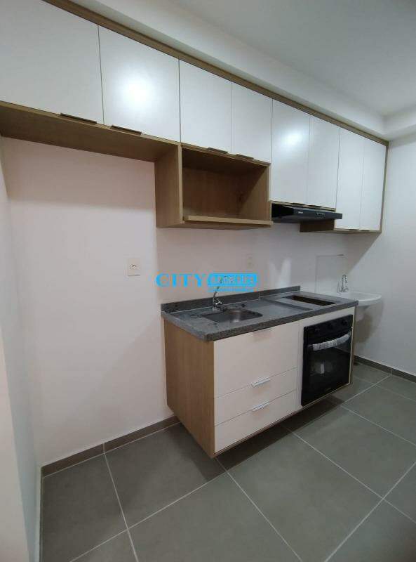 Apartamento à venda com 2 quartos, 40m² - Foto 18