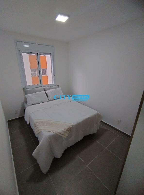 Apartamento à venda com 2 quartos, 40m² - Foto 21