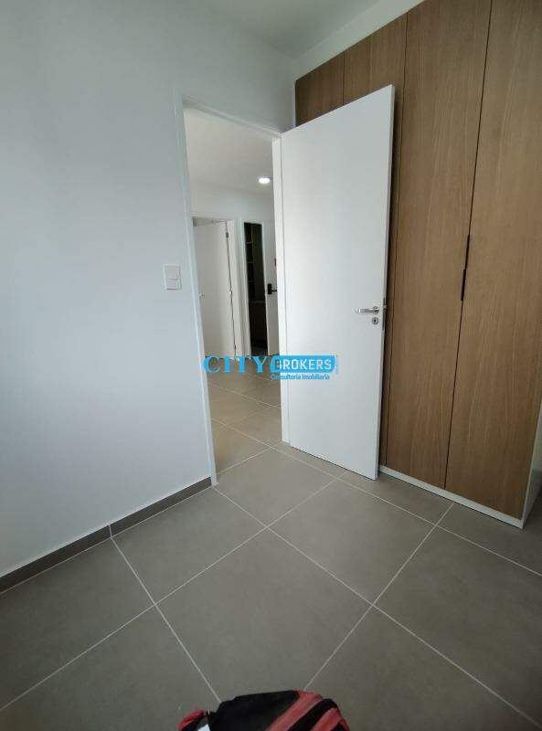 Apartamento à venda com 2 quartos, 40m² - Foto 14