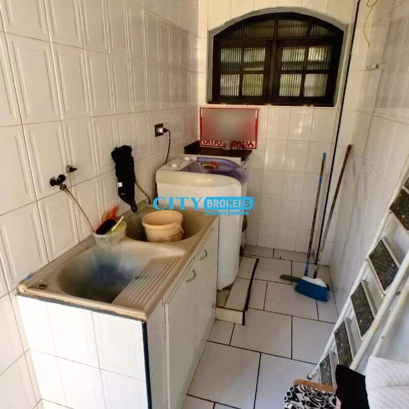 Casa à venda com 5 quartos, 150m² - Foto 29