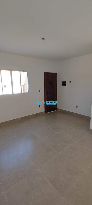 Sobrado à venda com 2 quartos, 68m² - Foto 3