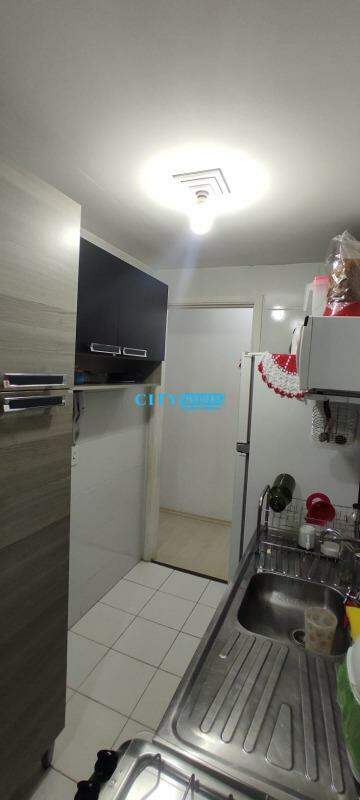 Apartamento à venda com 2 quartos, 50m² - Foto 5