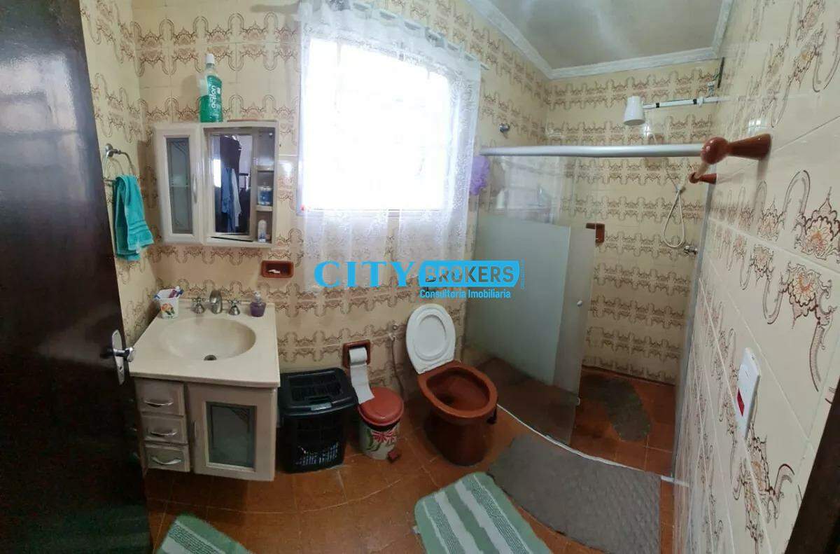 Sobrado à venda com 5 quartos, 200m² - Foto 16