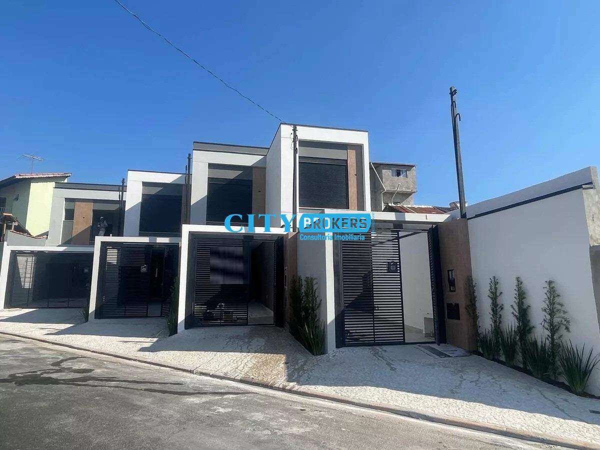 Casa à venda com 3 quartos, 120m² - Foto 1