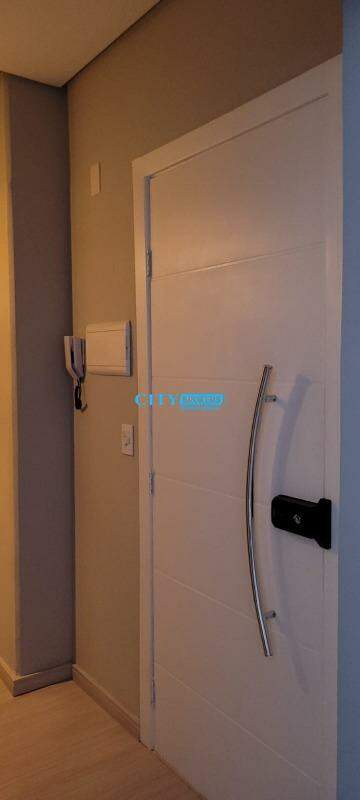 Apartamento à venda com 2 quartos, 41m² - Foto 2