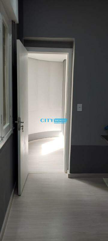 Apartamento à venda com 2 quartos, 41m² - Foto 11