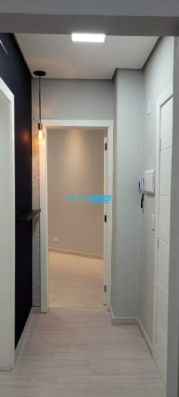 Apartamento à venda com 2 quartos, 41m² - Foto 10