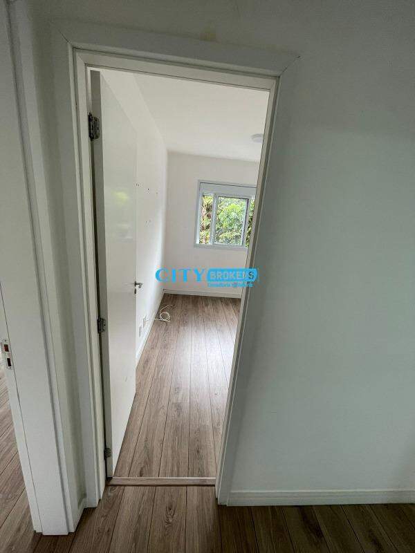 Apartamento à venda com 3 quartos, 80m² - Foto 19