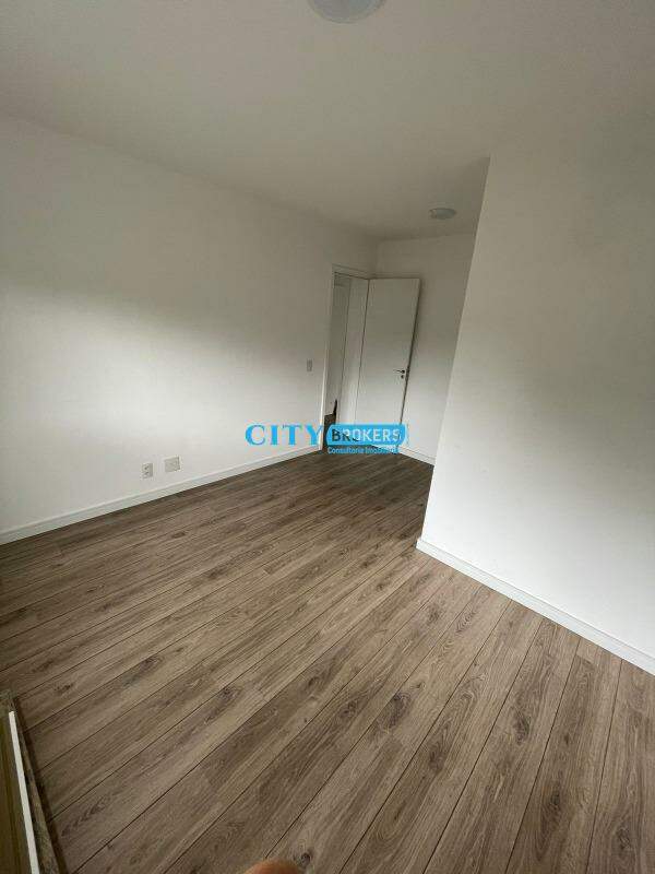 Apartamento à venda com 3 quartos, 80m² - Foto 3