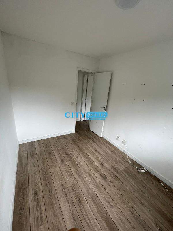 Apartamento à venda com 3 quartos, 80m² - Foto 12