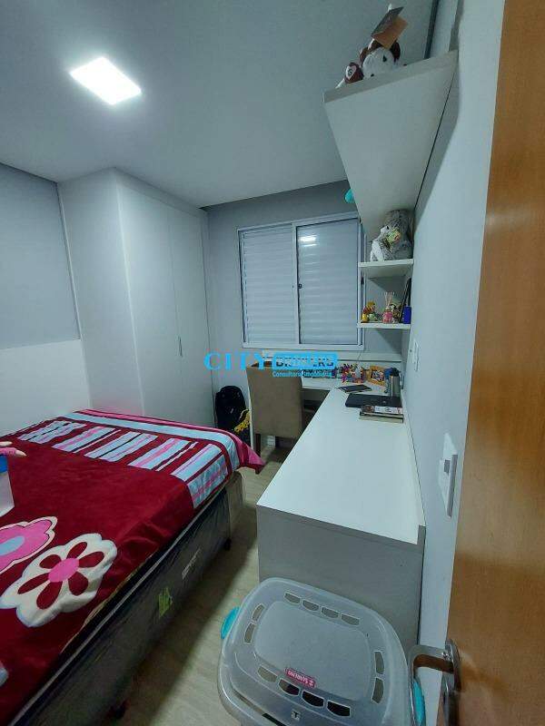 Apartamento à venda com 2 quartos, 45m² - Foto 15