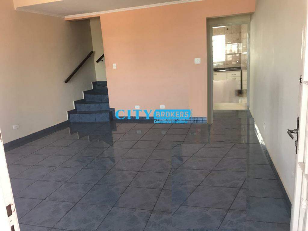 Sobrado à venda com 2 quartos, 104m² - Foto 1