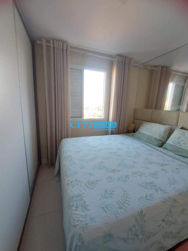 Apartamento à venda com 2 quartos, 48m² - Foto 11