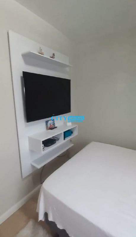 Apartamento à venda com 2 quartos, 68m² - Foto 5