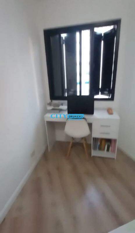 Apartamento à venda com 2 quartos, 68m² - Foto 2