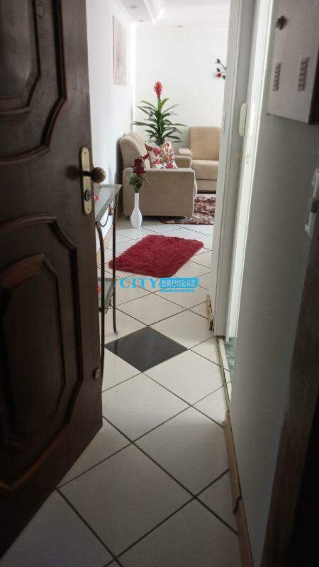 Apartamento à venda com 2 quartos, 50m² - Foto 9