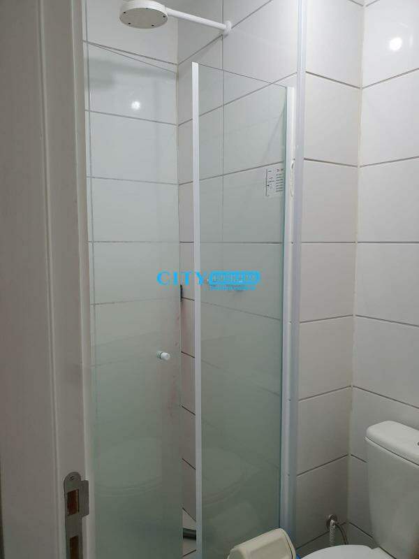 Apartamento à venda com 2 quartos, 40m² - Foto 11