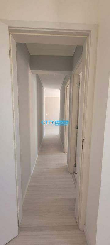 Apartamento à venda com 2 quartos, 60m² - Foto 16