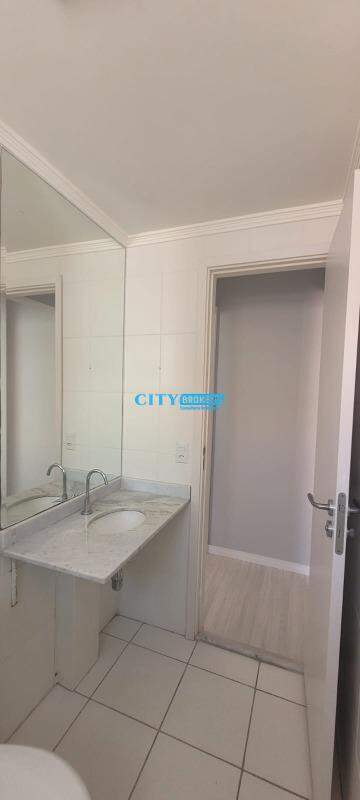 Apartamento à venda com 2 quartos, 60m² - Foto 20