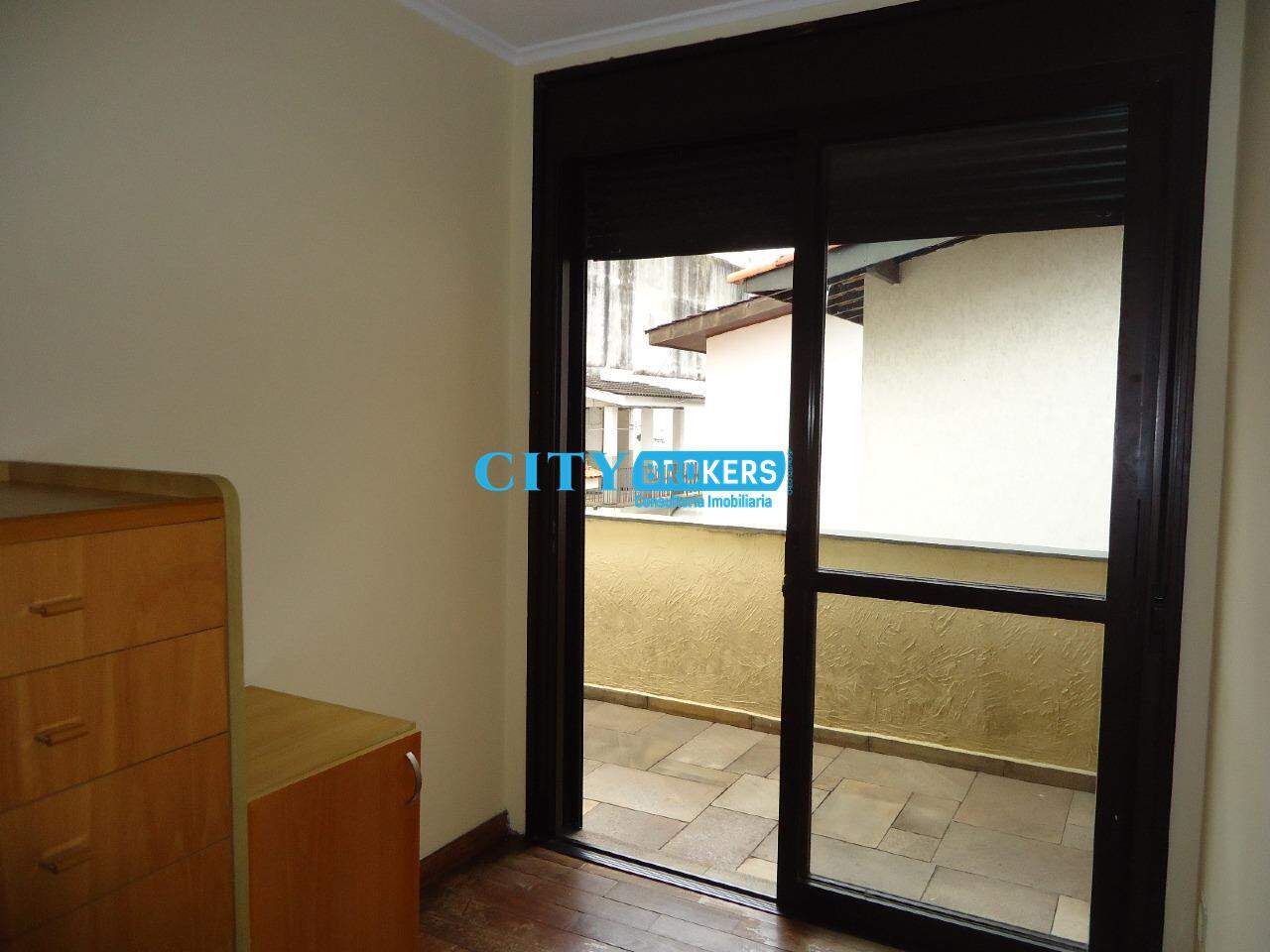 Sobrado à venda com 4 quartos, 350m² - Foto 9