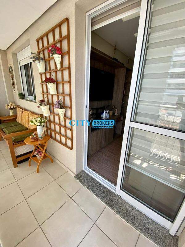 Apartamento à venda com 2 quartos, 59m² - Foto 17