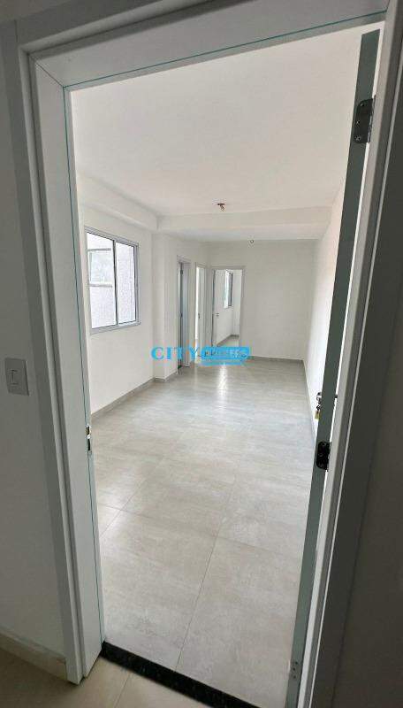 Apartamento à venda com 2 quartos, 52m² - Foto 14