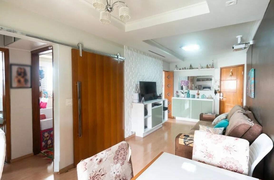 Apartamento à venda com 2 quartos, 67m² - Foto 4