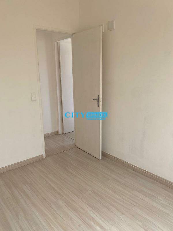 Apartamento à venda com 2 quartos, 50m² - Foto 16