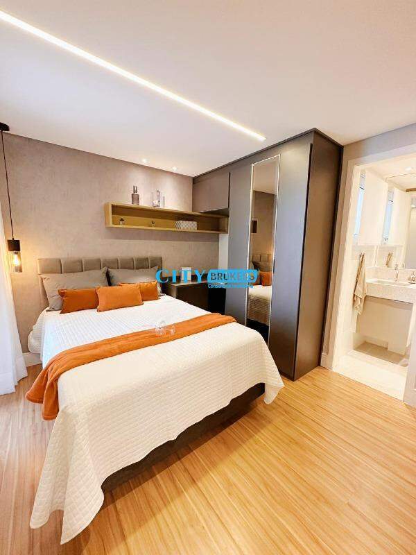 Apartamento à venda com 2 quartos, 56m² - Foto 2