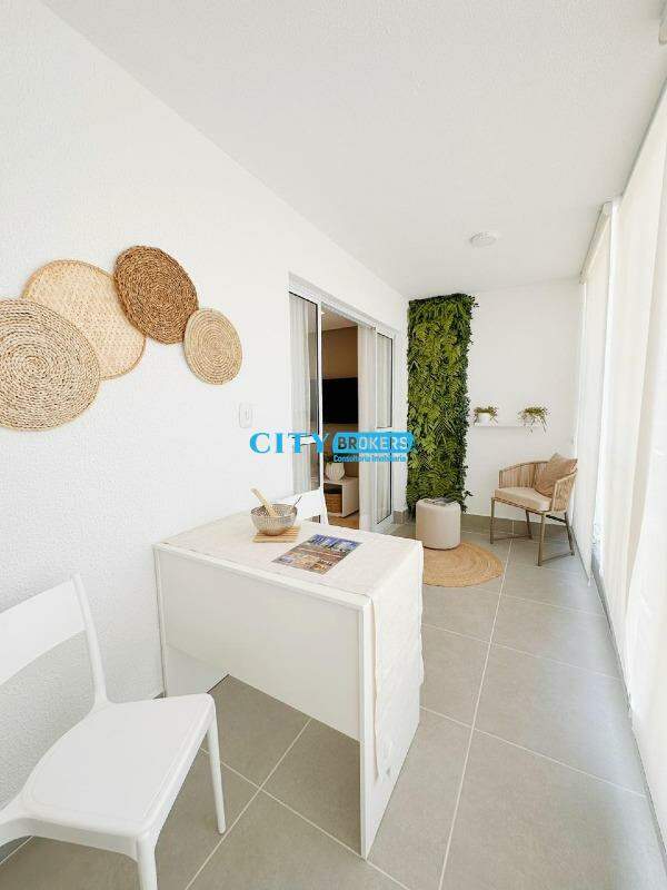 Apartamento à venda com 2 quartos, 56m² - Foto 17