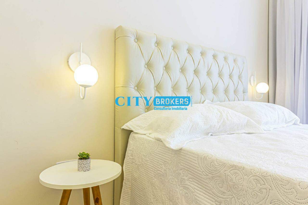 Apartamento à venda com 1 quarto, 24m² - Foto 2