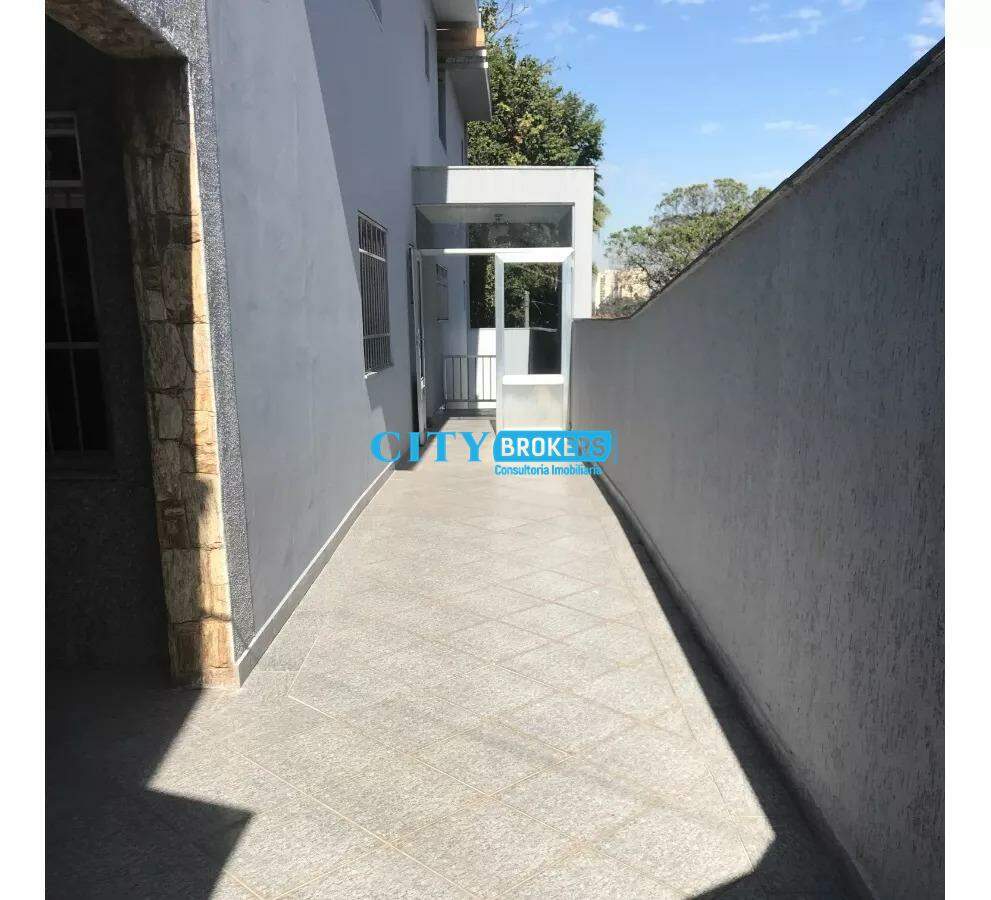 Sobrado à venda com 5 quartos, 335m² - Foto 4