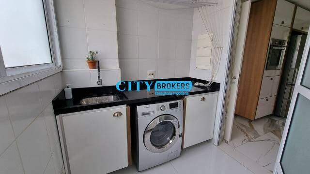 Apartamento à venda com 3 quartos, 138m² - Foto 8