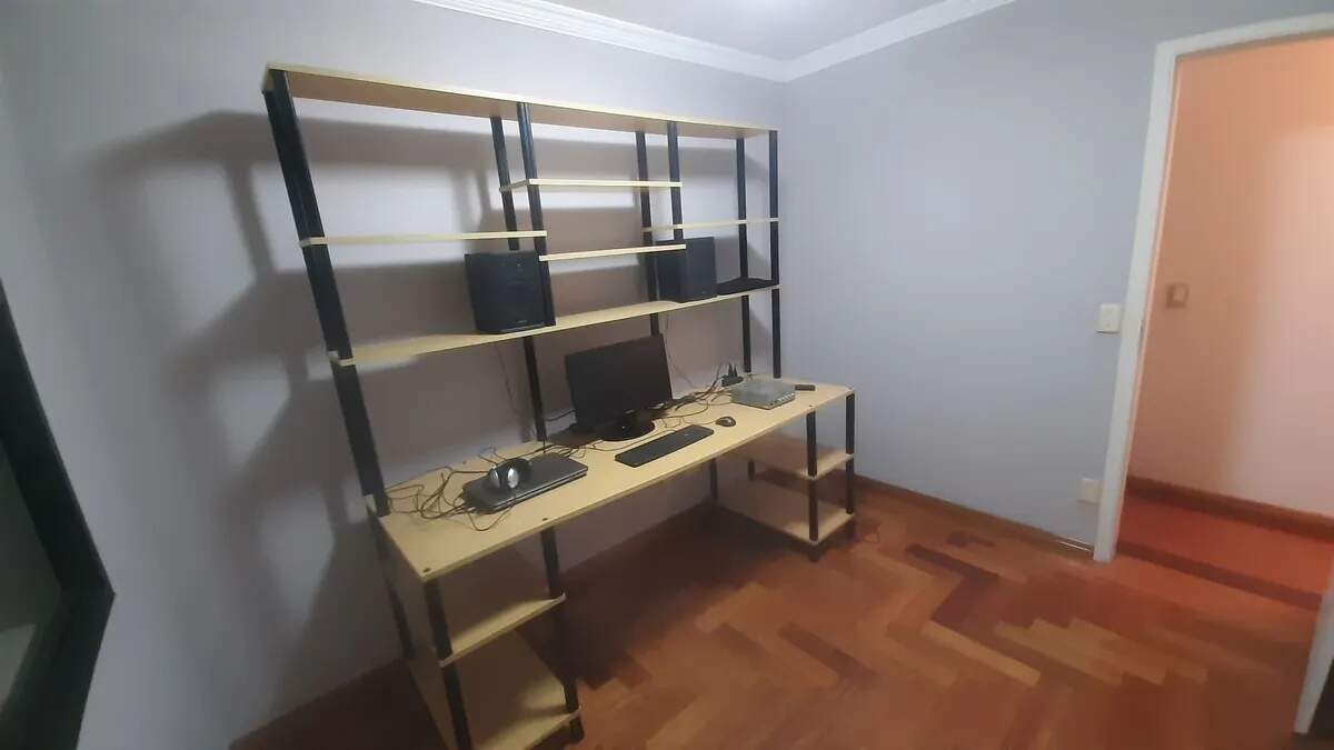 Apartamento à venda com 3 quartos, 80m² - Foto 1